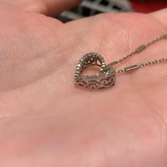 Dimond and silver heart pendant and necklace - Picture 2 of 5